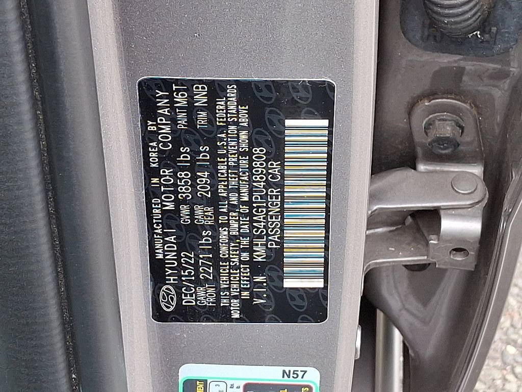 Used 2023 Hyundai Elantra SEL w/ Convenience Package image 28