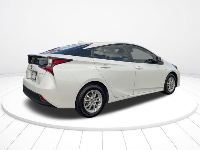 Used 2022 Toyota Prius LE image 3