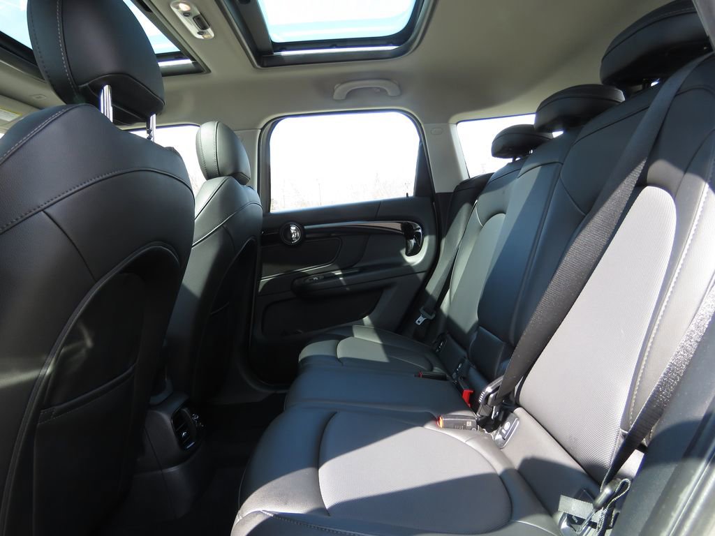 Used 2019 MINI Cooper Countryman S w/ Premium Package image 19