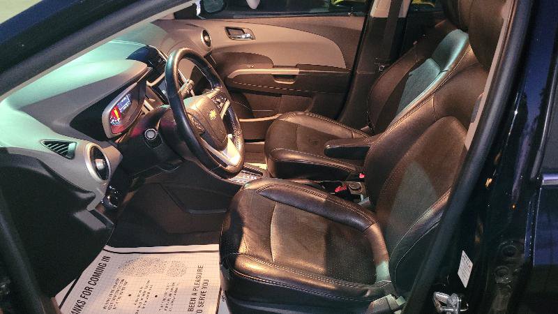 Used 2017 Chevrolet Sonic Premier image 9