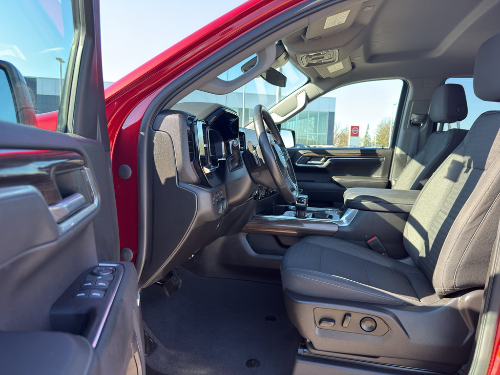 Used 2023 Chevrolet Silverado 1500 RST image 12