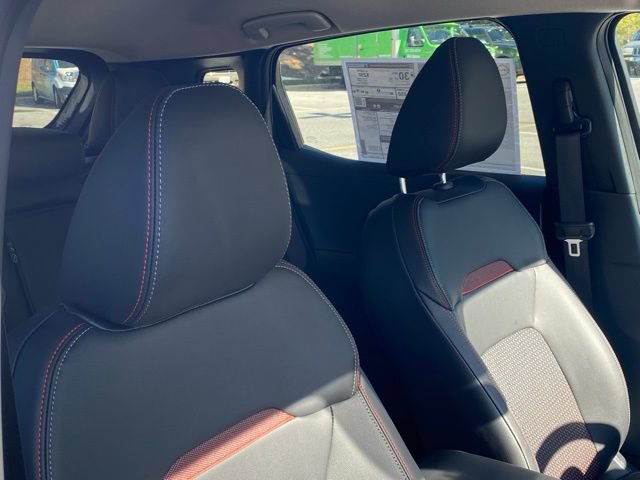 New 2026 Nissan Kicks SR AWD/4WD image 25