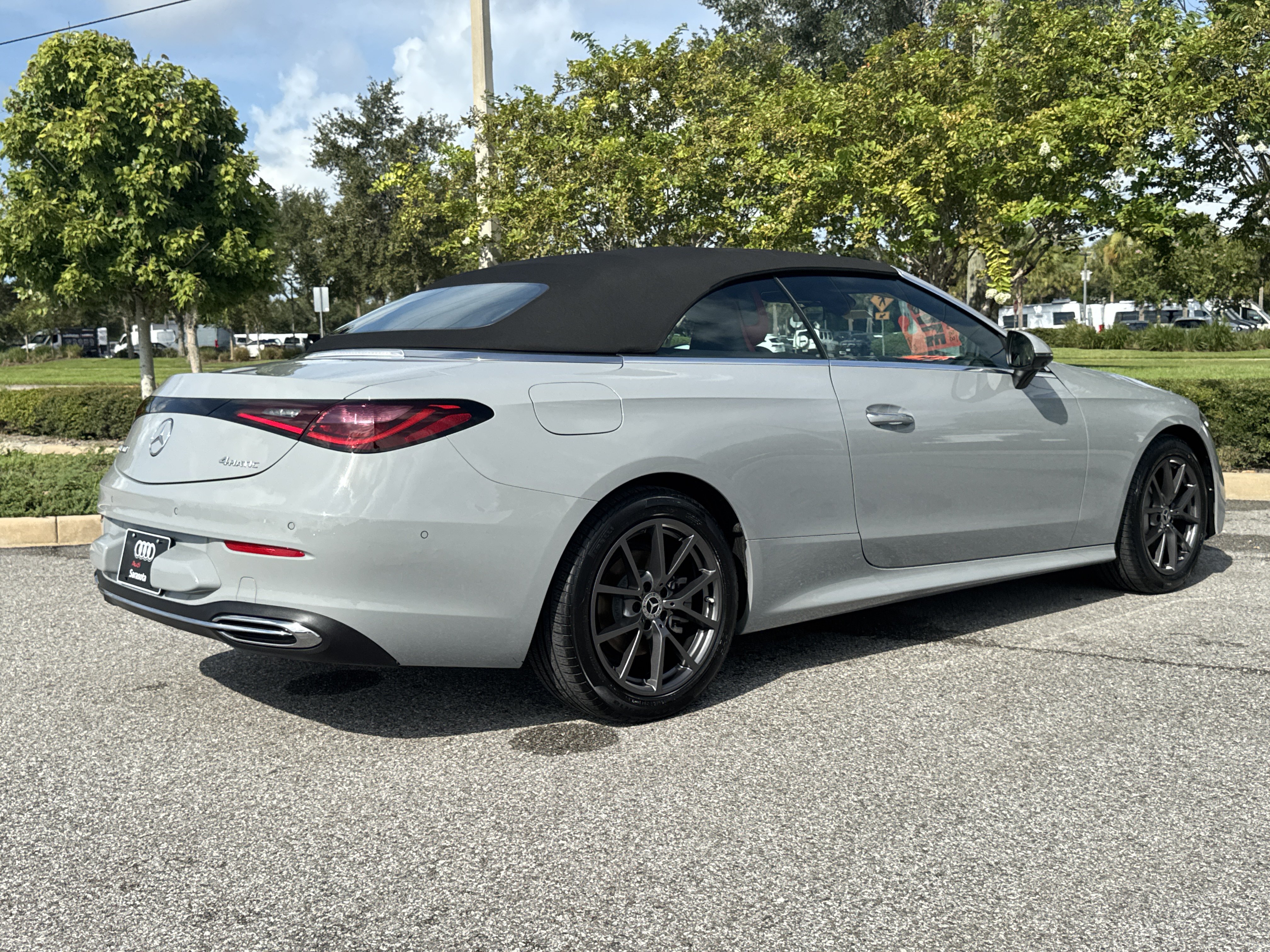 Used 2024 Mercedes-Benz CLE 300 4MATIC Cabriolet image 4
