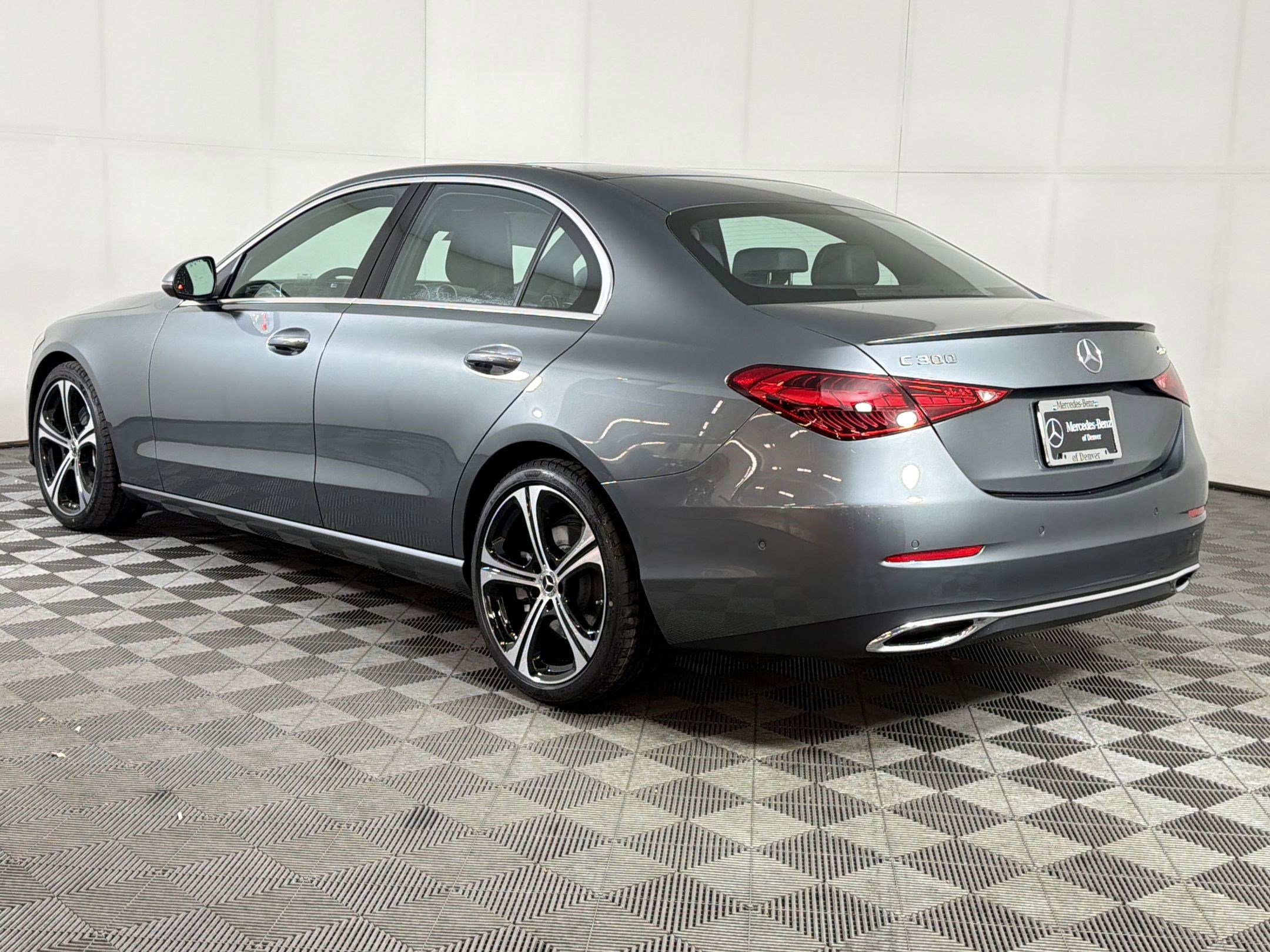 Used 2026 Mercedes-Benz C 300 4MATIC Sedan image 3