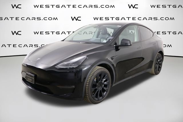Used 2023 Tesla Model Y Long Range image 1