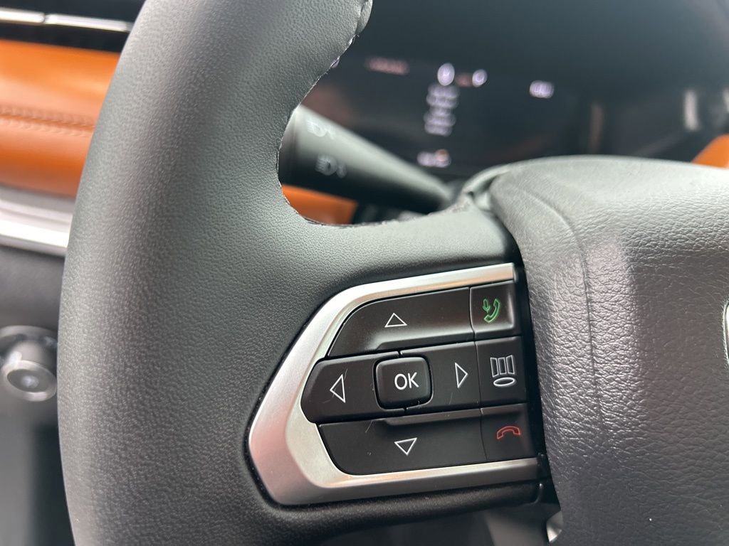 Used 2024 Jeep Compass Limited w/ Elite Group AWD/4WD image 16