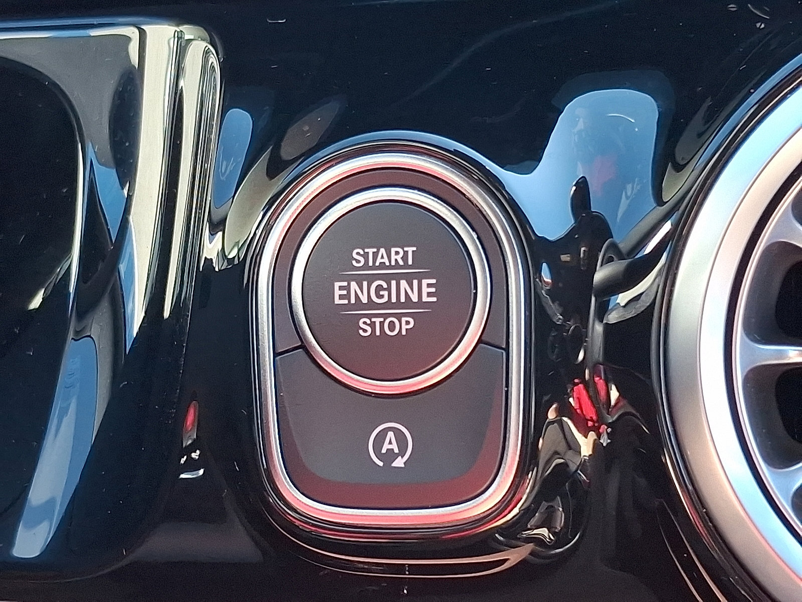 Used 2026 Mercedes-Benz GLA 250 4MATIC image 23