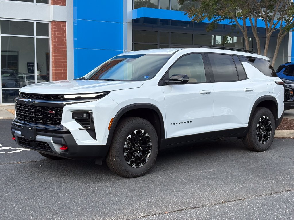New 2027 Chevrolet Traverse Z71 w/ Enhanced Driving Package