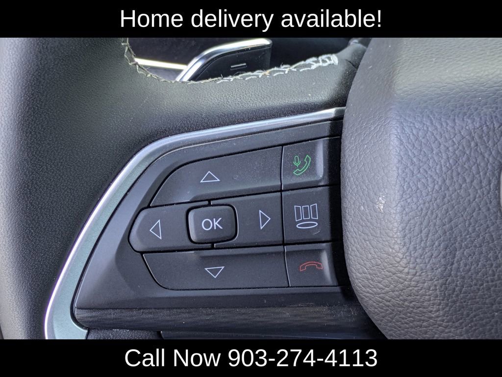 Used 2025 Jeep Grand Cherokee Altitude image 28