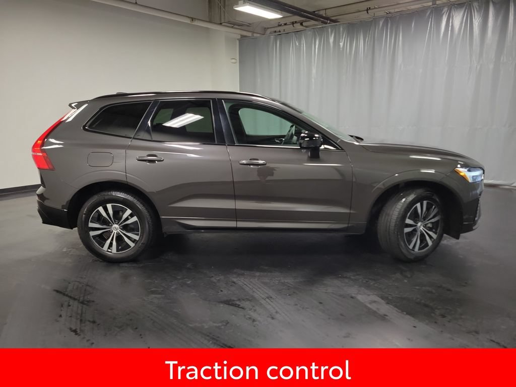 Used 2024 Volvo XC60 T8 Core AWD/4WD image 9