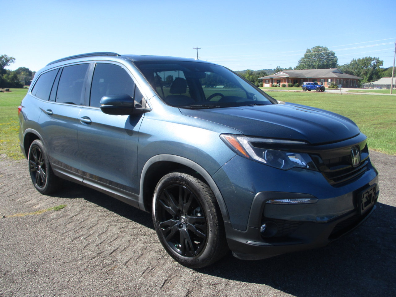 Used 2022 Honda Pilot Special Edition image 2