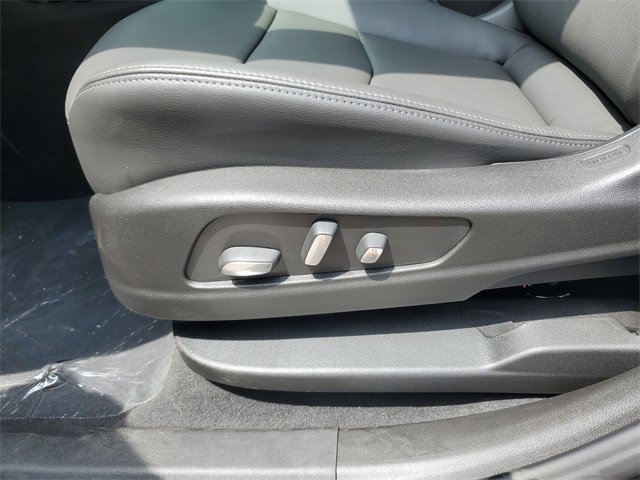 New 2025 Cadillac XT6 Premium Luxury w/ Technology Package image 24