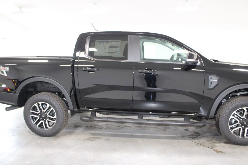 New 2025 Ford Ranger Lariat w/ FX4 Off-Road Package image 10