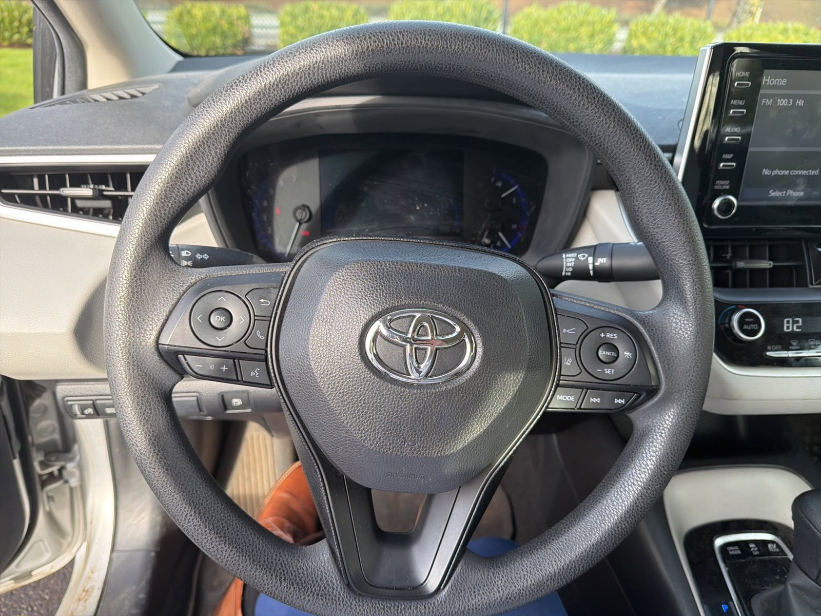 Used 2020 Toyota Corolla LE image 8
