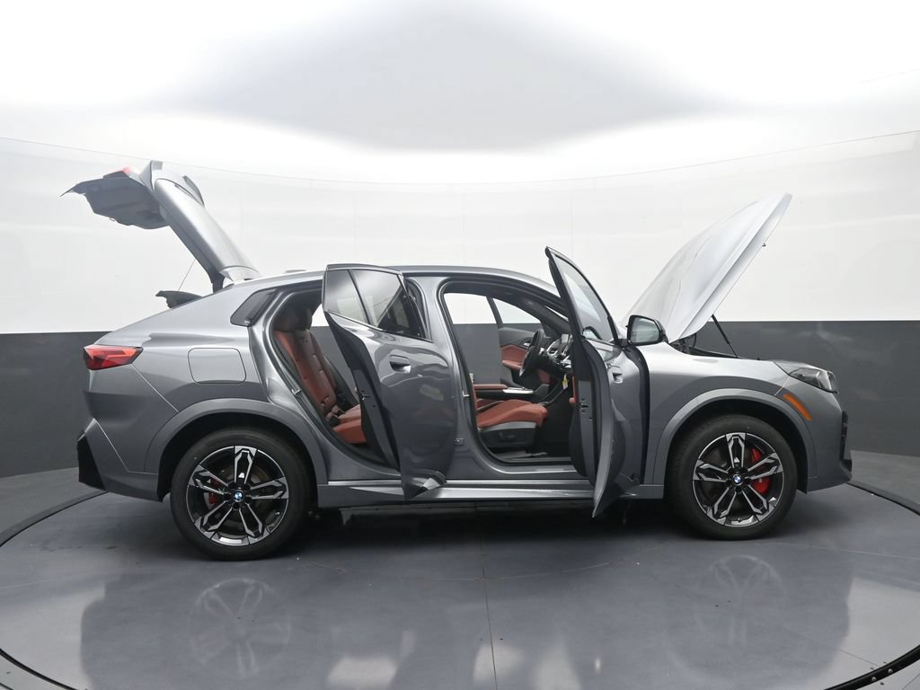 New 2026 BMW X2 xDrive28i w/ Technology Package AWD/4WD image 44