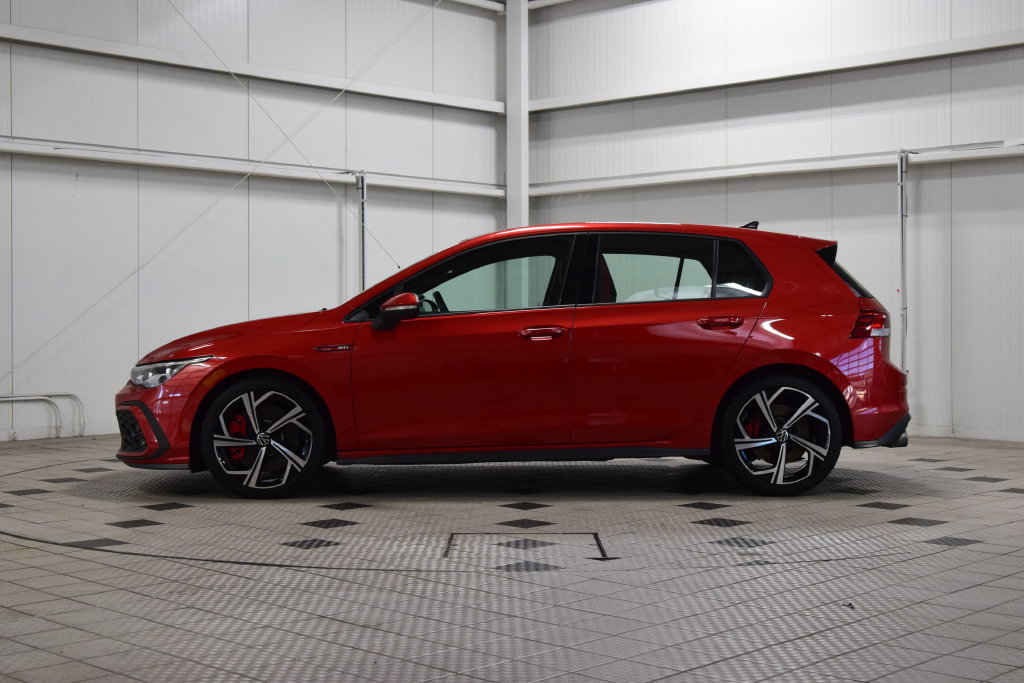 Used 2024 Volkswagen GTI SE FWD image 4