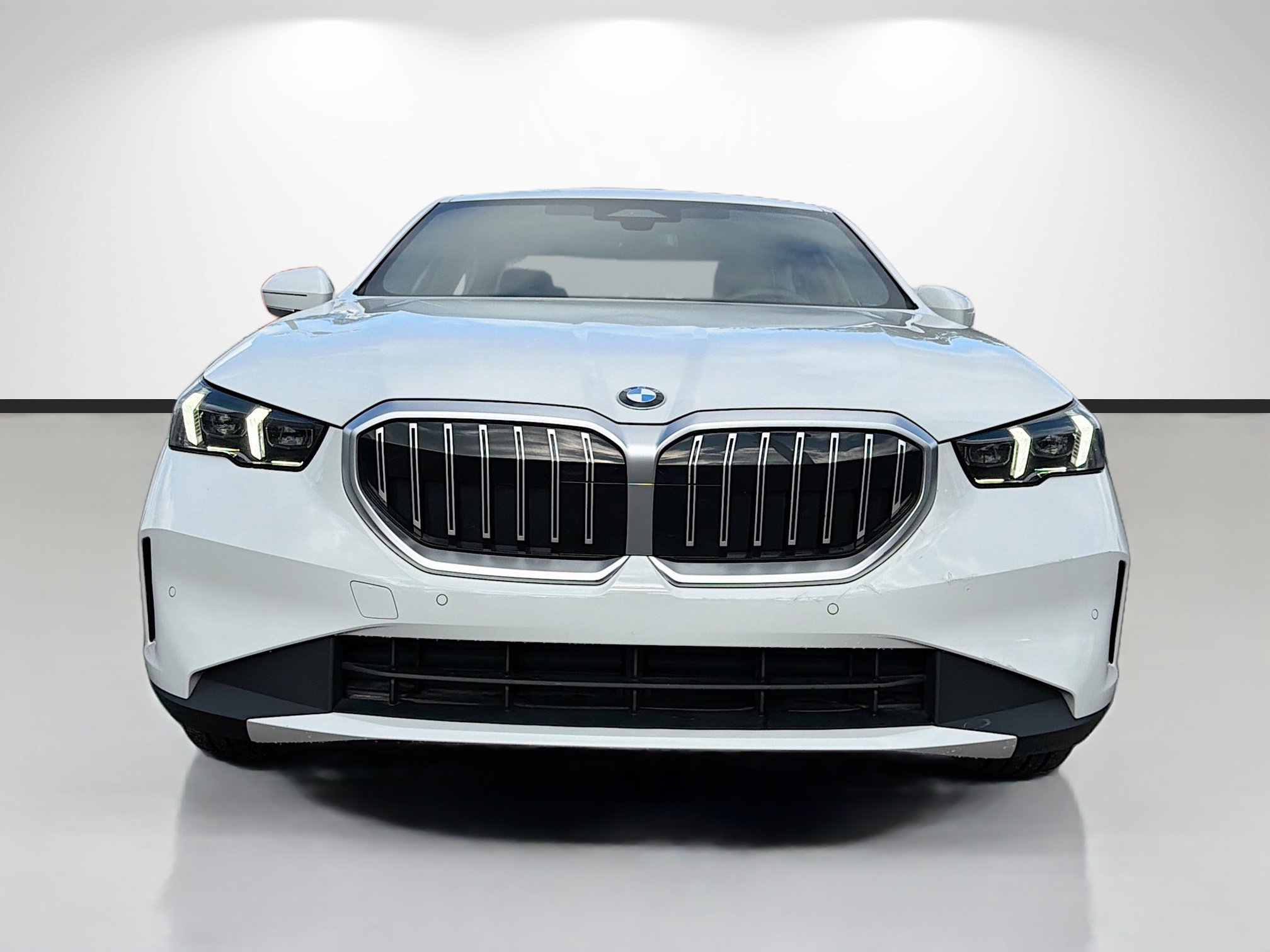 Used 2025 BMW 530i image 8