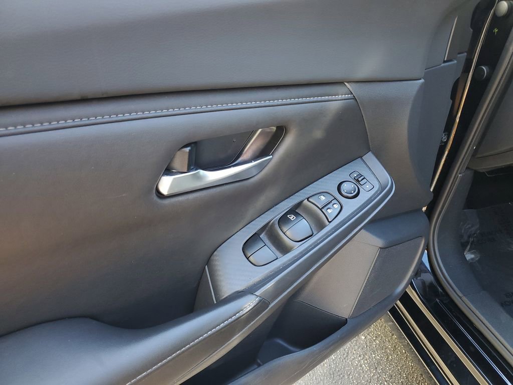 Used 2023 Nissan Sentra SV image 18