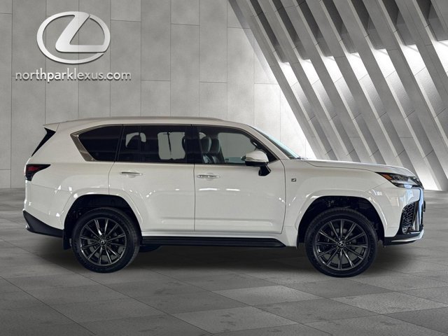 Certified 2026 Lexus LX 600 F Sport w/ Accessory Package (Z1) image 4
