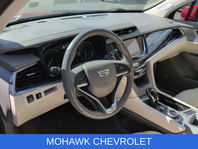 Used 2023 Cadillac XT6 Premium Luxury AWD/4WD image 9