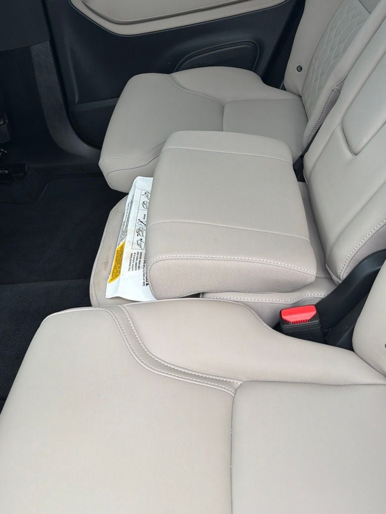 Certified 2026 Volvo XC90 B6 Plus AWD/4WD image 16