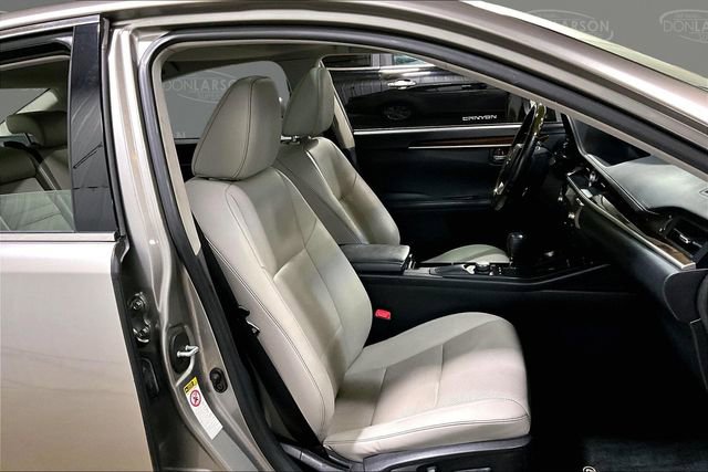 Used 2015 Lexus ES 350 w/ Premium Package image 15