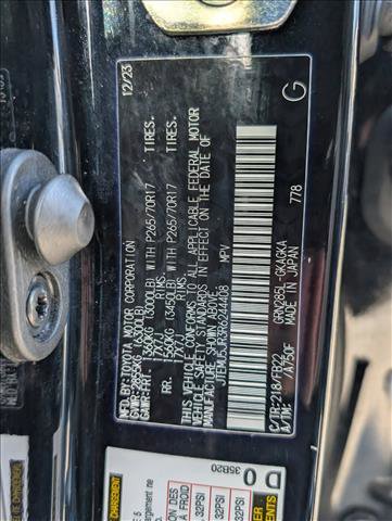 Used 2024 Toyota 4Runner SR5 image 25