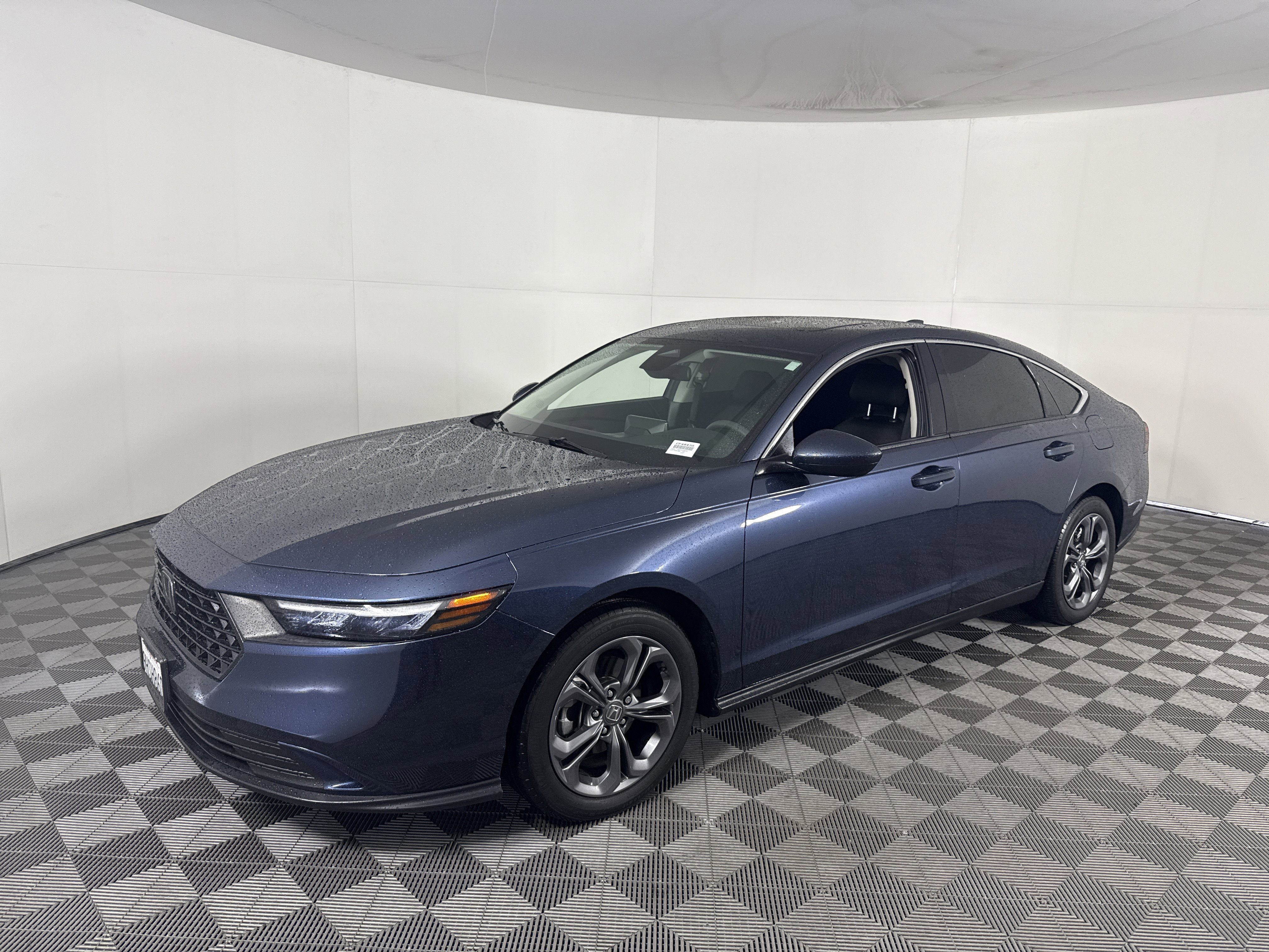 Certified 2023 Honda Accord EX image 8