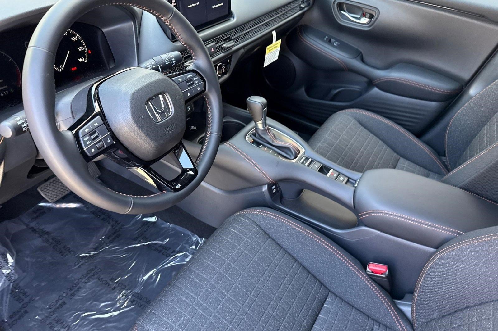 Certified 2026 Honda HR-V Sport image 4