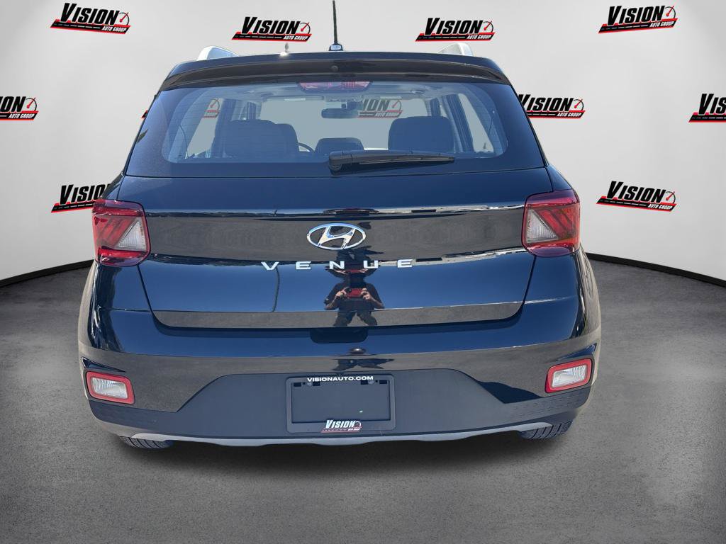 New 2026 Hyundai Venue SEL FWD image 6