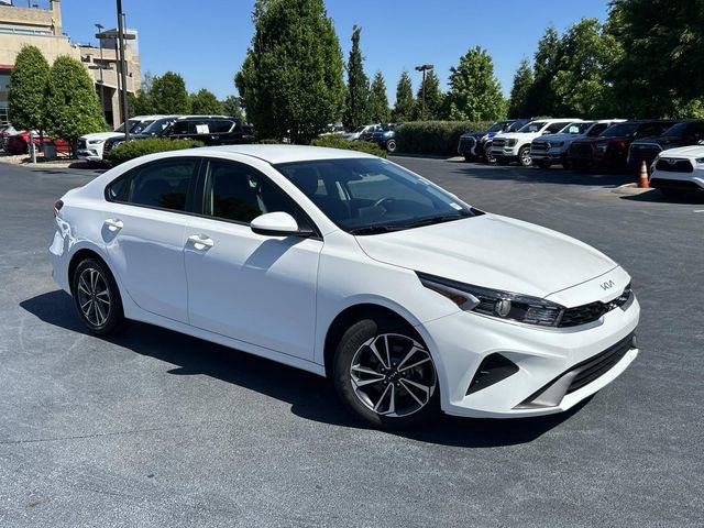Used 2024 Kia Forte LXS FWD image 2