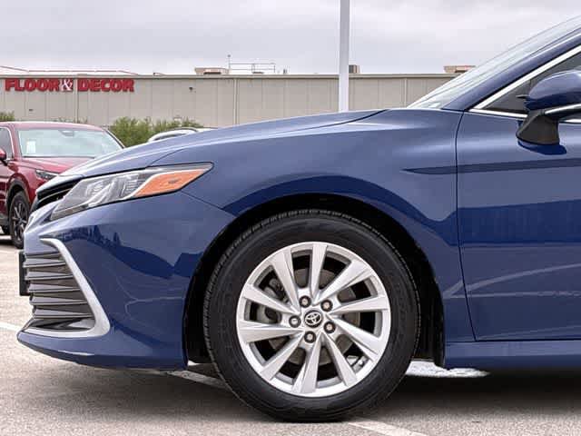 Used 2023 Toyota Camry LE w/ Convenience Package FWD image 14