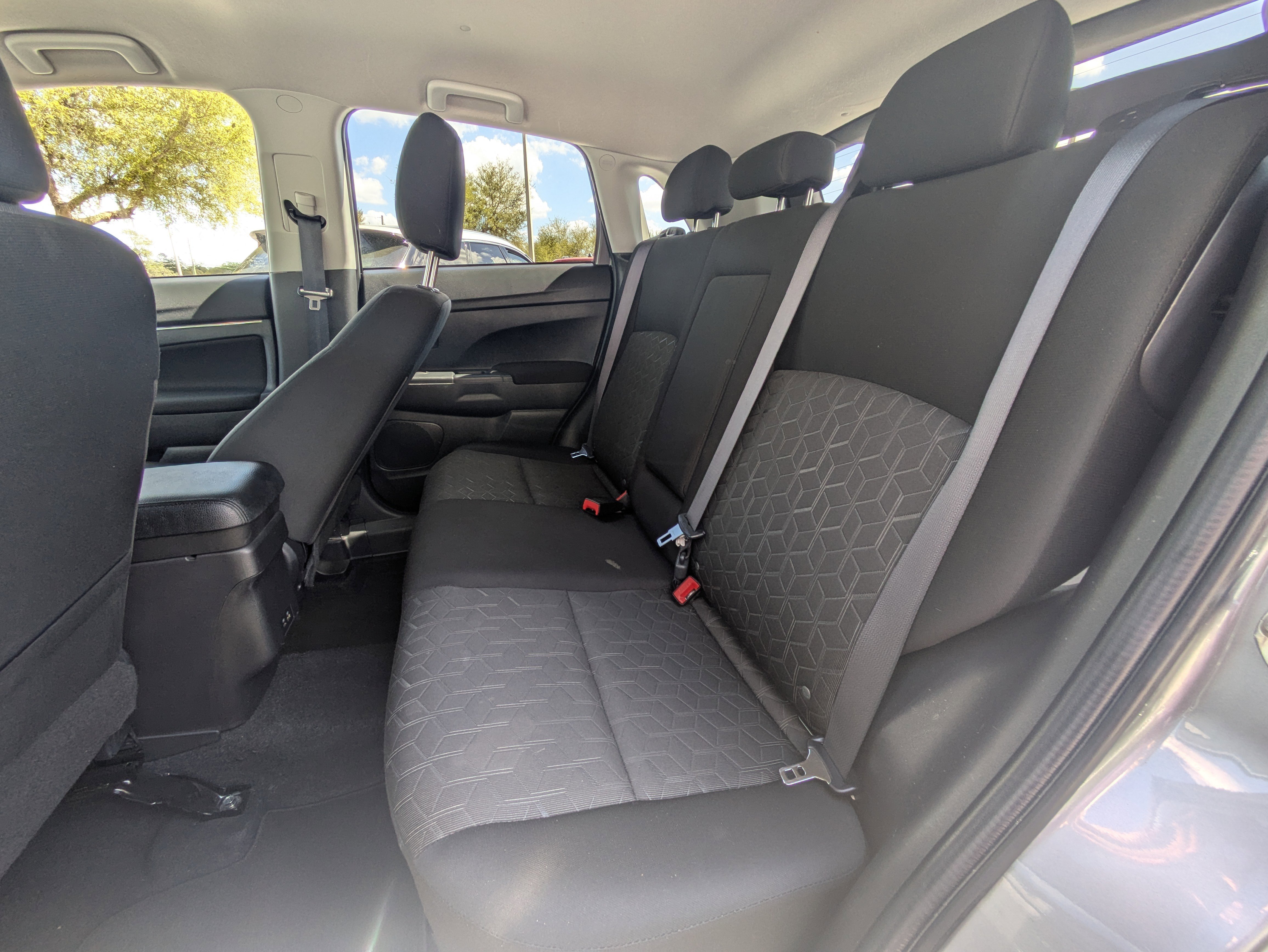 Used 2023 Mitsubishi Outlander Sport AWD image 14