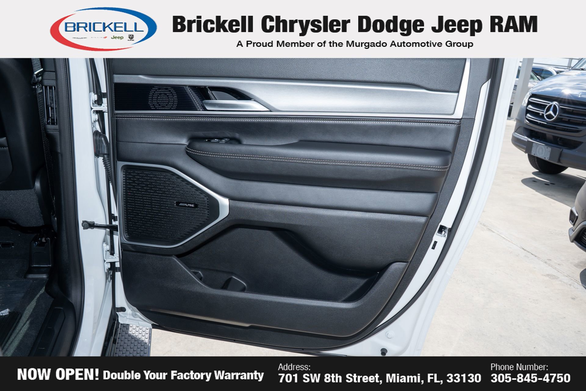 New 2025 Jeep Wagoneer L Series II image 15