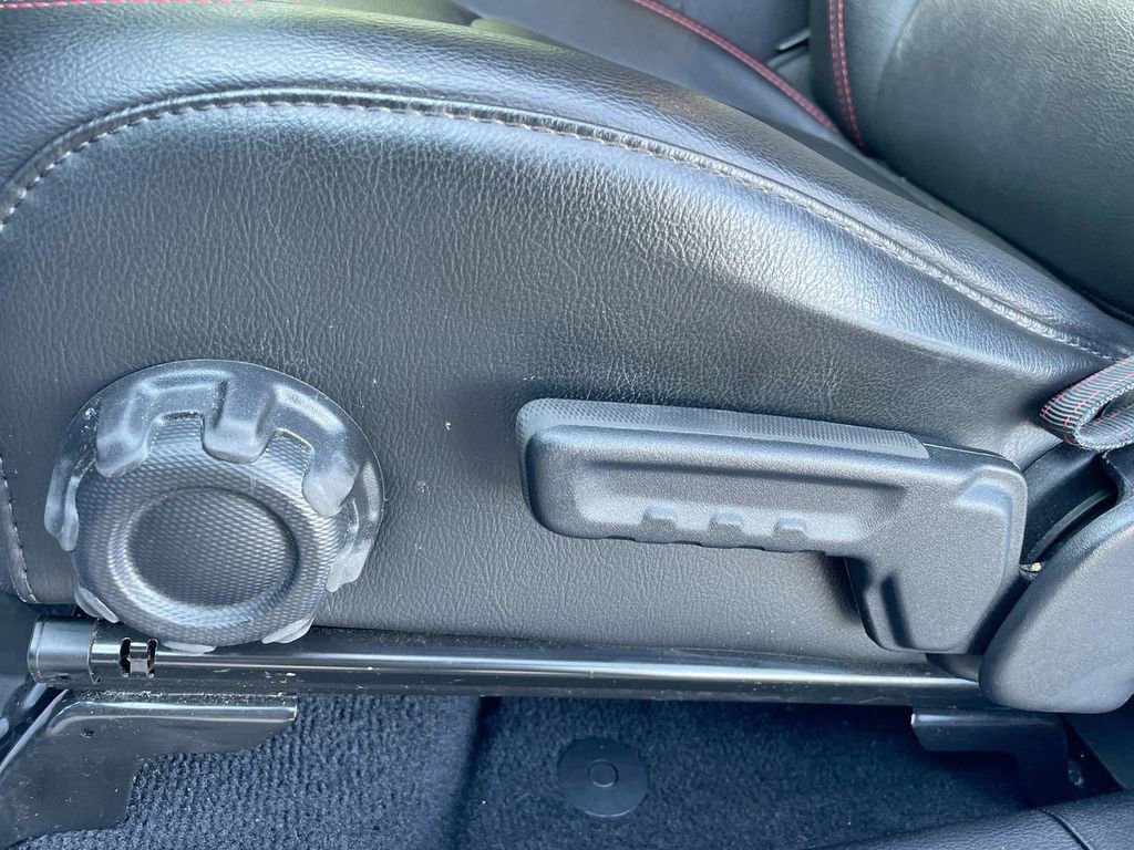 Used 2022 Jeep Gladiator Rubicon w/ LED Lighting Group image 23