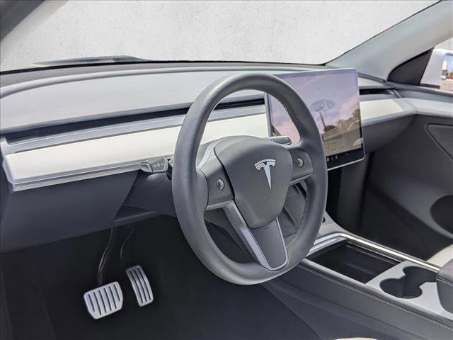 Used 2022 Tesla Model Y Performance image 11