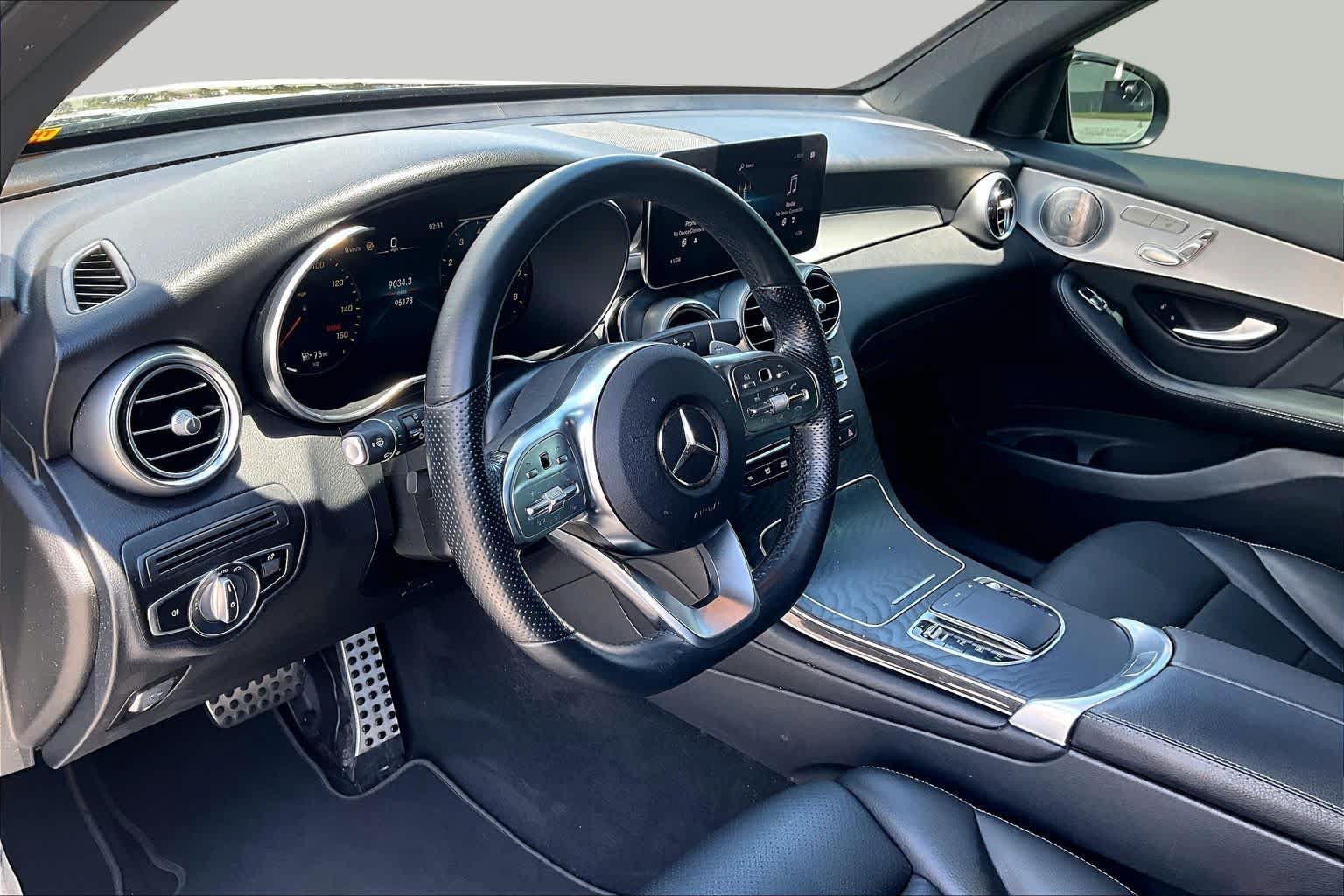 Used 2021 Mercedes-Benz GLC 300 image 18