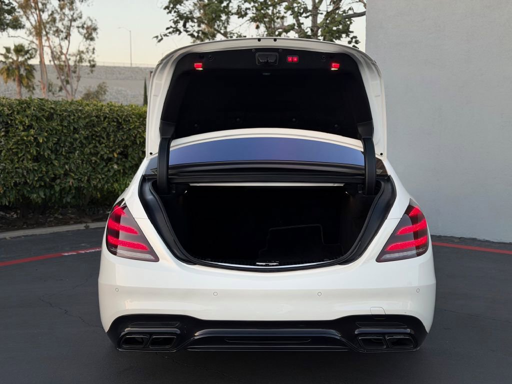 Used 2020 Mercedes-Benz S 63 AMG 4MATIC Sedan w/ Warmth & Comfort Package image 33