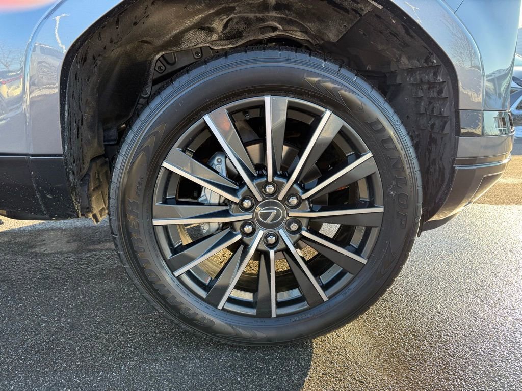 Certified 2024 Lexus GX 550 w/ Accessory Package (2T) image 30