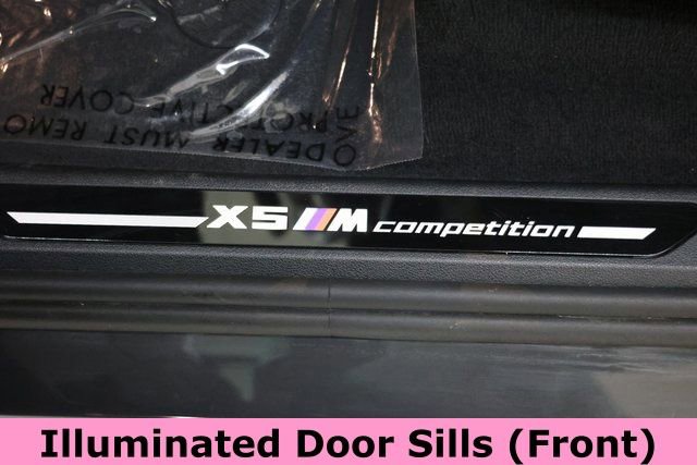 Used 2025 BMW X5 M Competition w/ Executive Package image 35