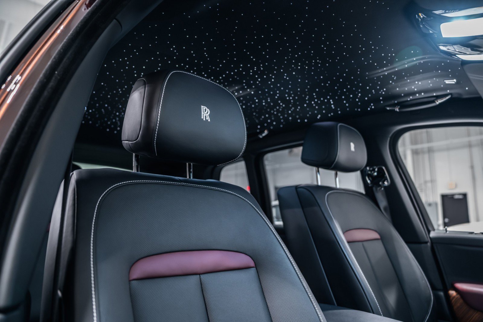 Used 2023 Rolls-Royce Cullinan image 16