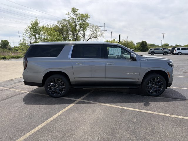 New 2026 Chevrolet Suburban High Country w/ Sun And Tow Package AWD/4WD image 4