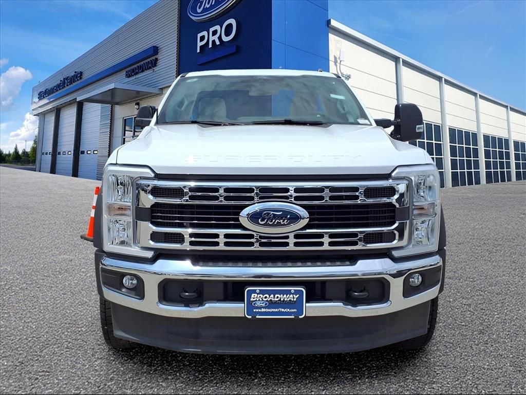 Used 2024 Ford F550 4x4 Regular Cab Super Duty image 30