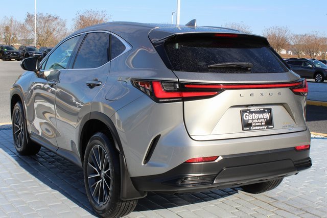 Used 2022 Lexus NX 350 AWD image 3