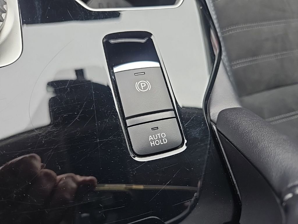 Used 2025 Mitsubishi Outlander SE image 60