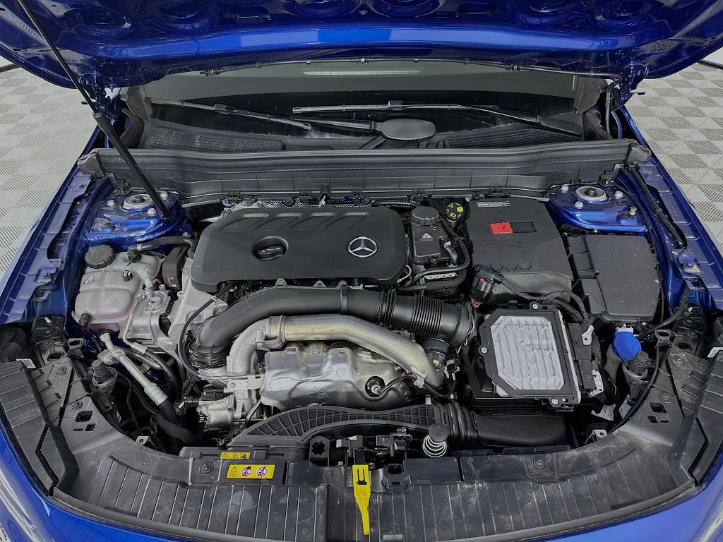 Used 2026 Mercedes-Benz GLB 250 image 30