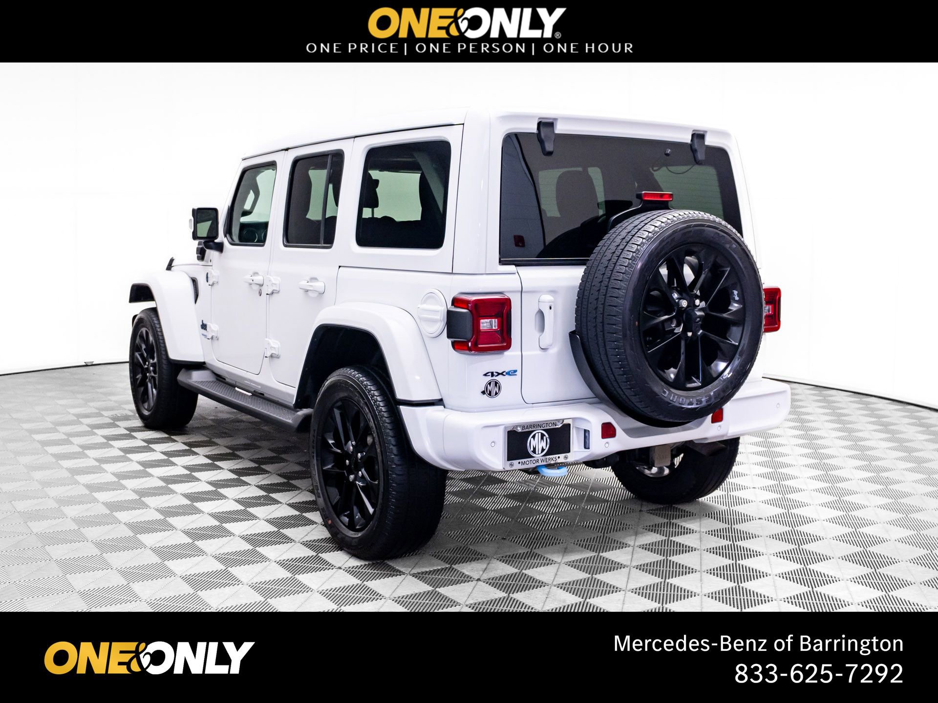 Used 2021 Jeep Wrangler Unlimited Sahara image 3