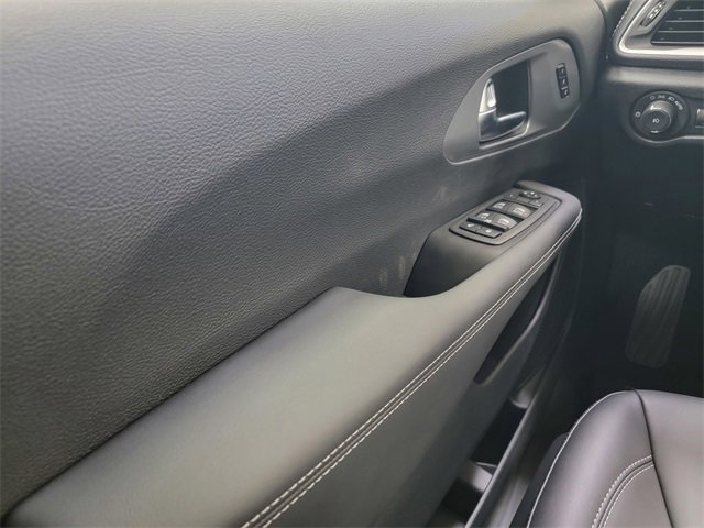 New 2026 Chrysler Pacifica Select image 33