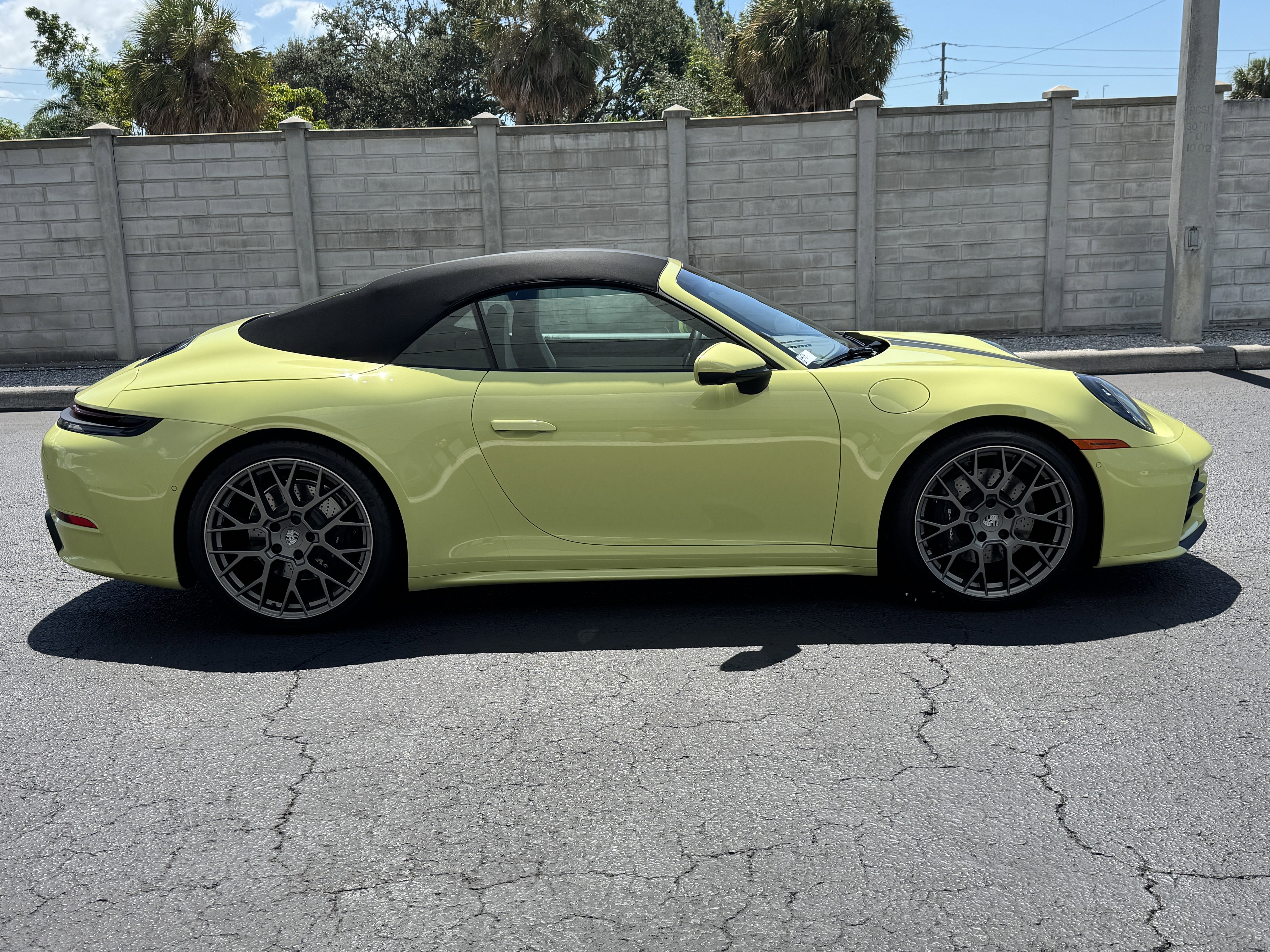 Certified 2025 Porsche 911 Carrera image 7