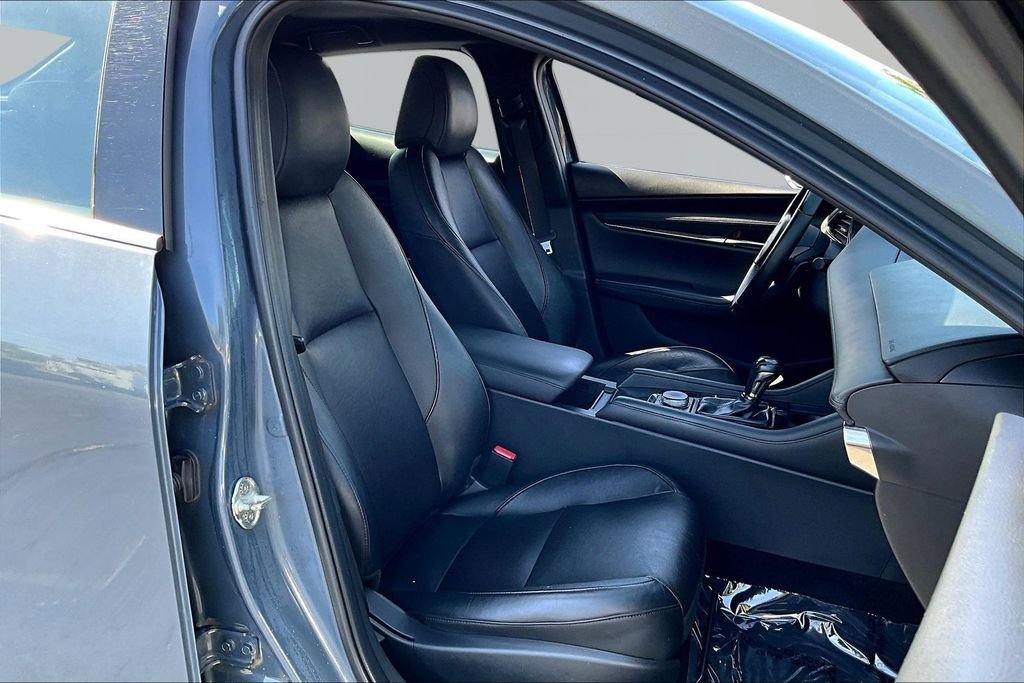 Used 2021 MAZDA MAZDA3 s image 22
